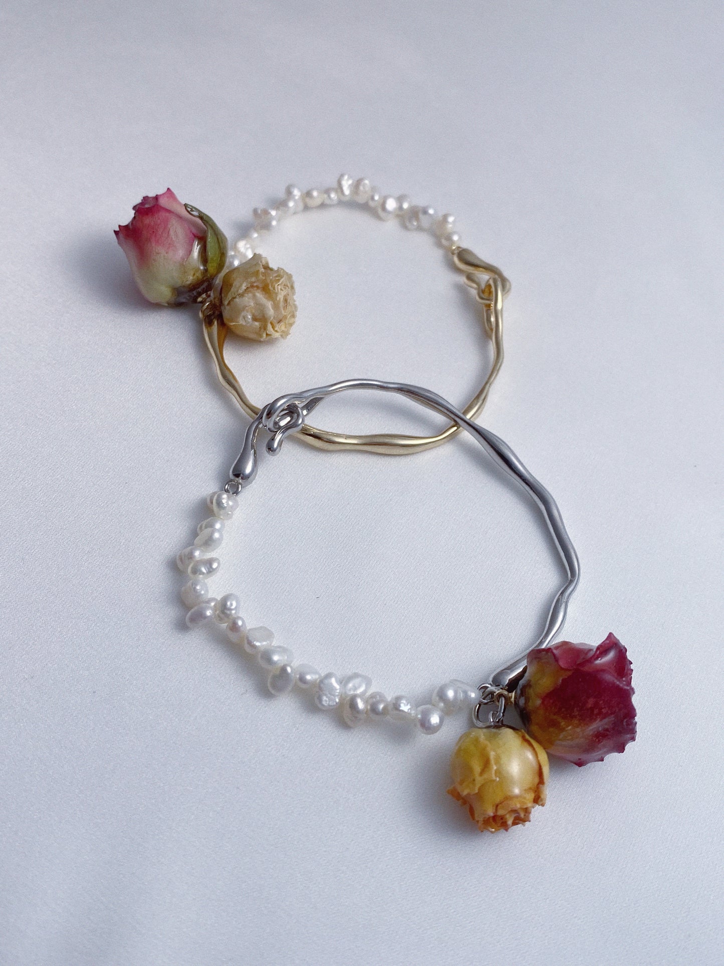 Elegance Rose Pearl Bangle