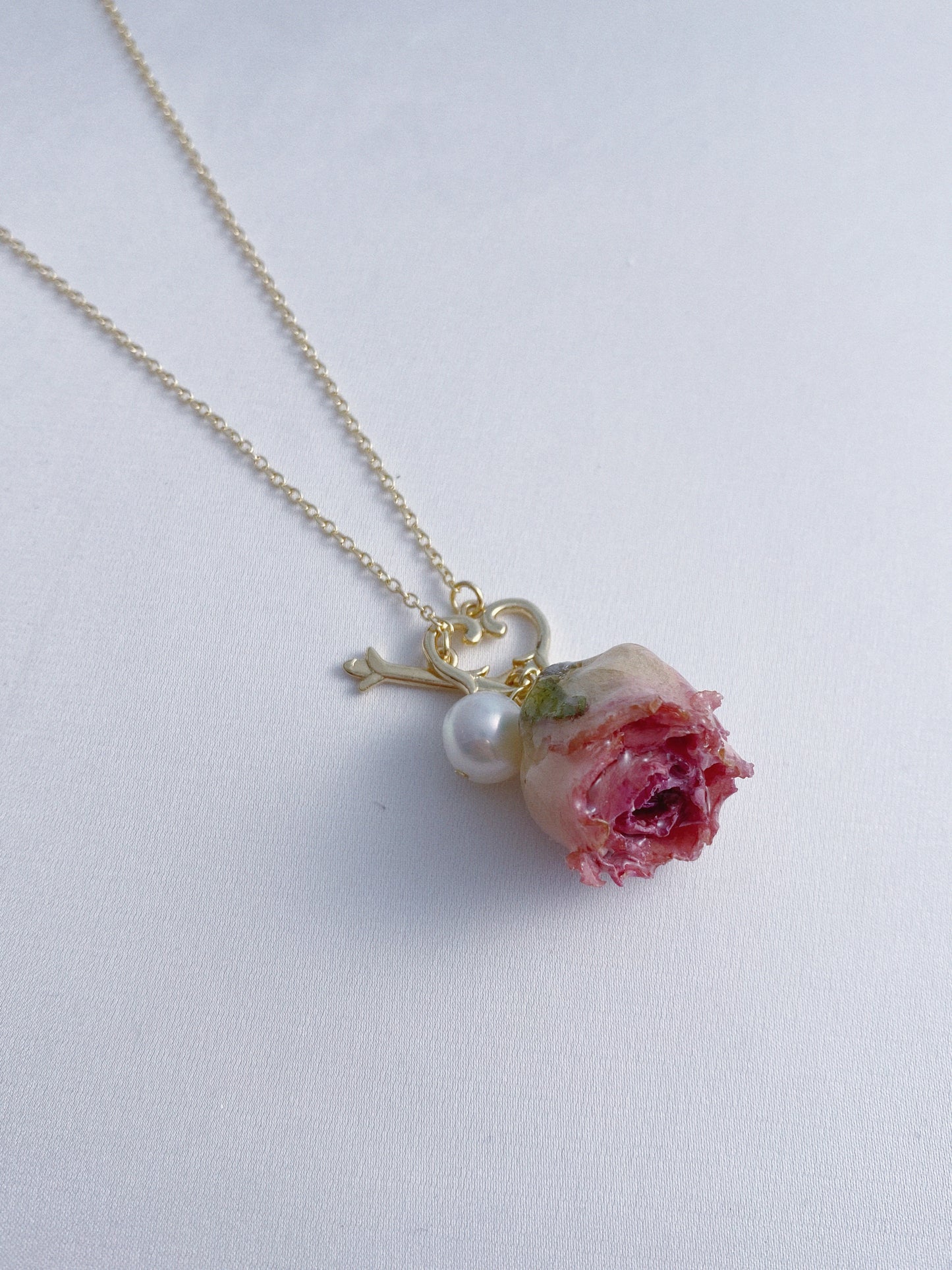 Timeless Rose Necklace