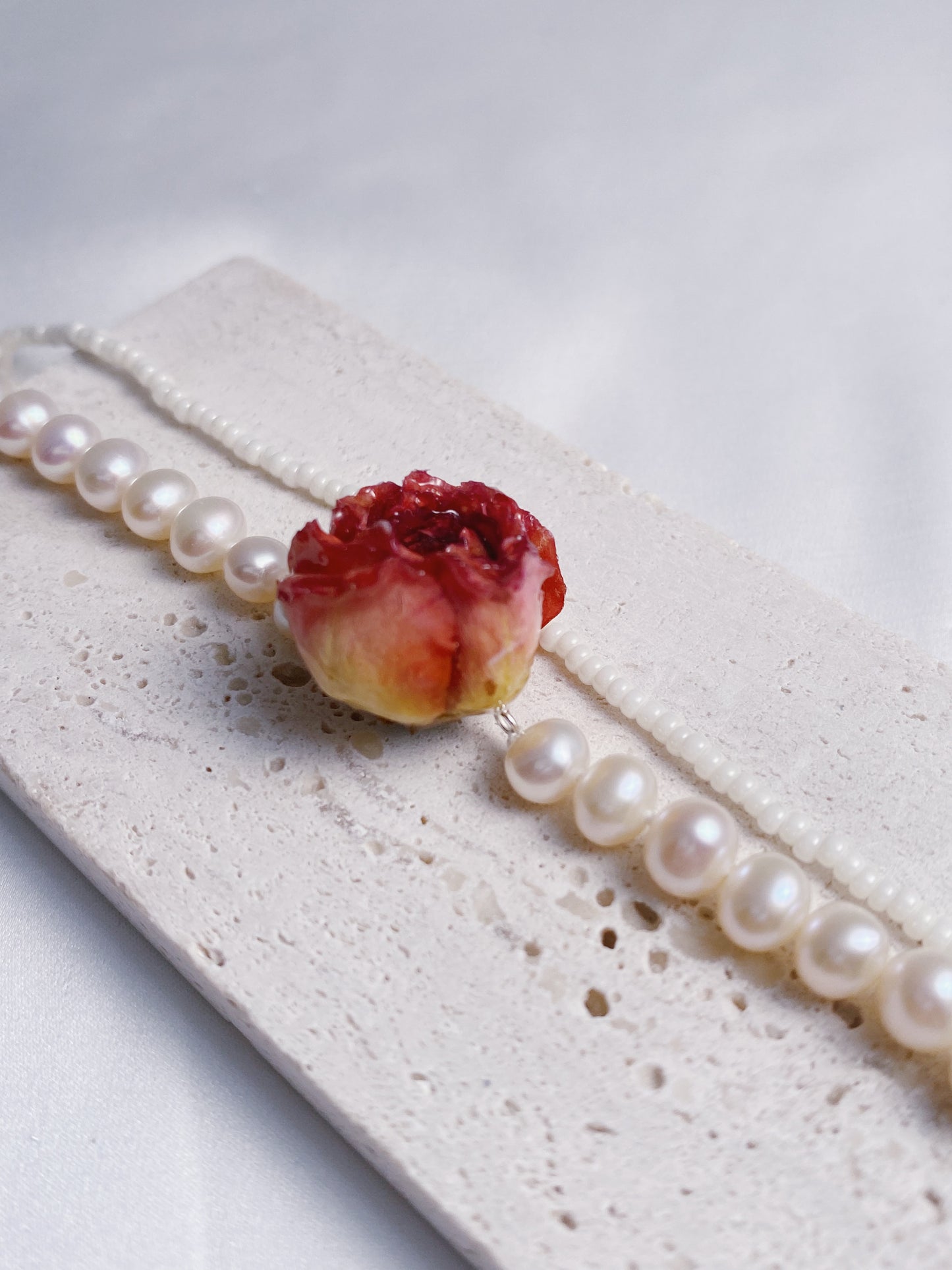 Rosebud Elegance Double Pearls Bracelet