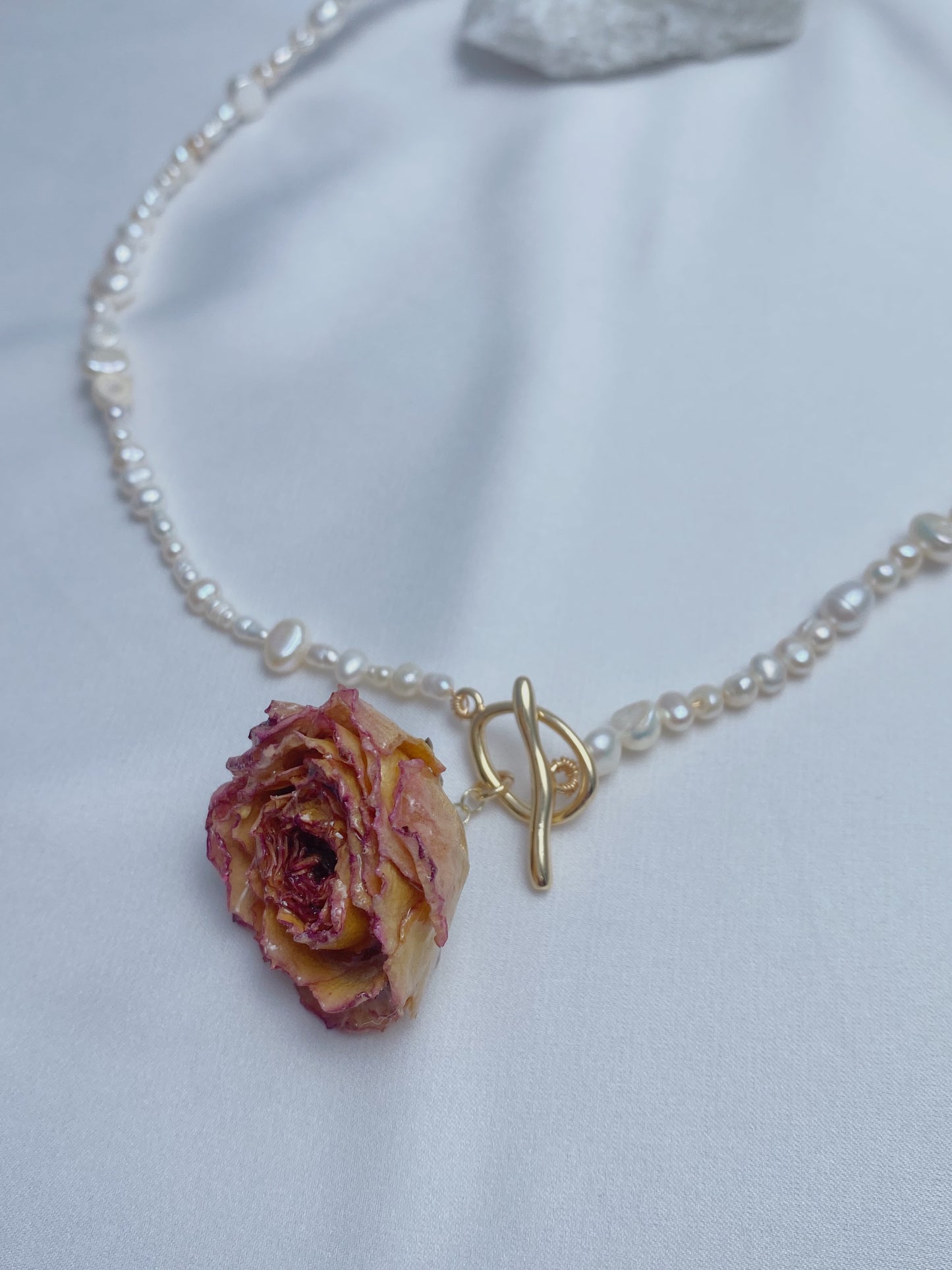 Blooming Rose Pearl Necklace