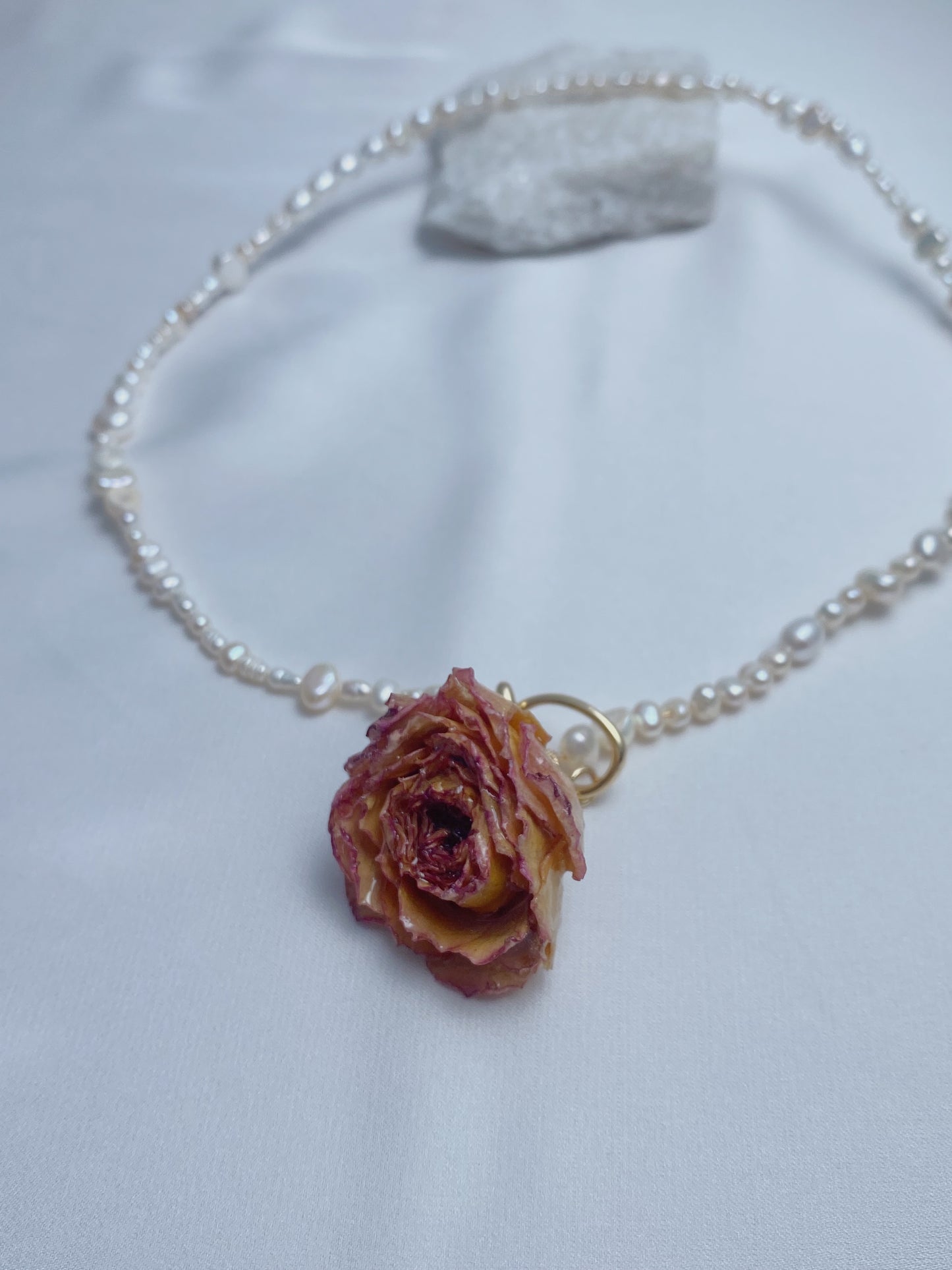 Blooming Rose Pearl Necklace