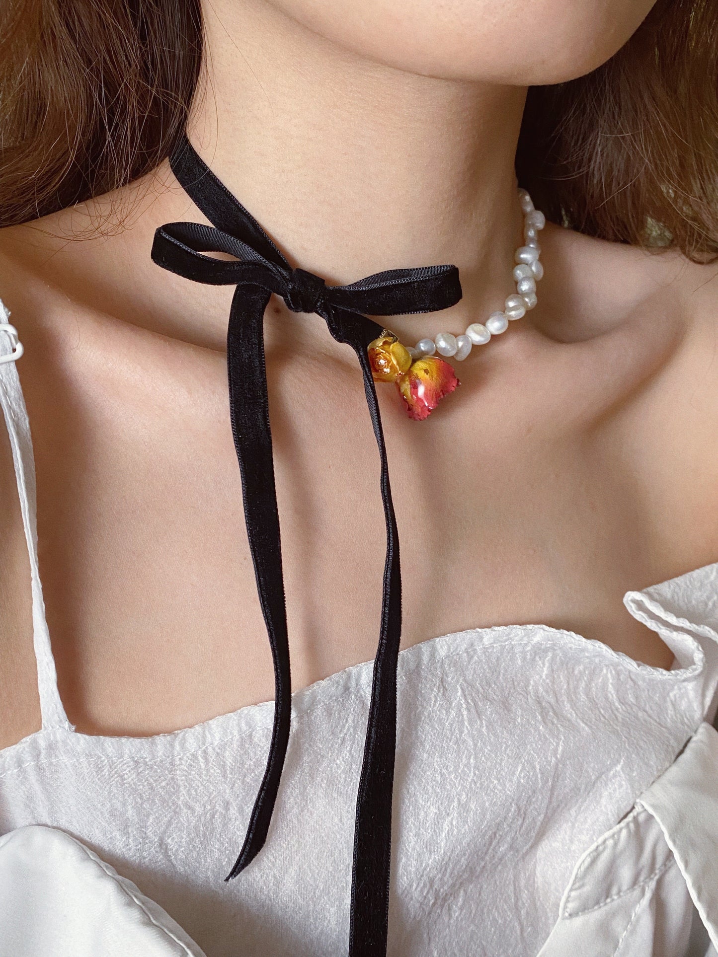 Isabella Roses Pearl Bow Necklace