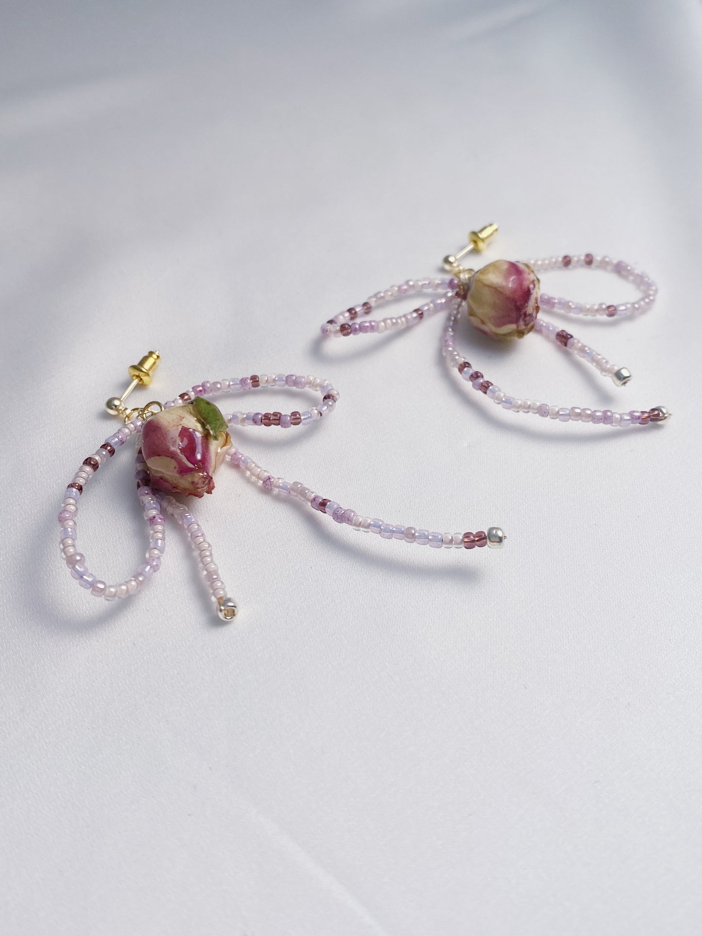 Dainty rose bead bow drops