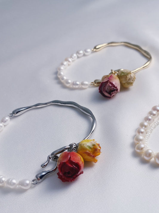 Elegance Rose Pearl Bangle