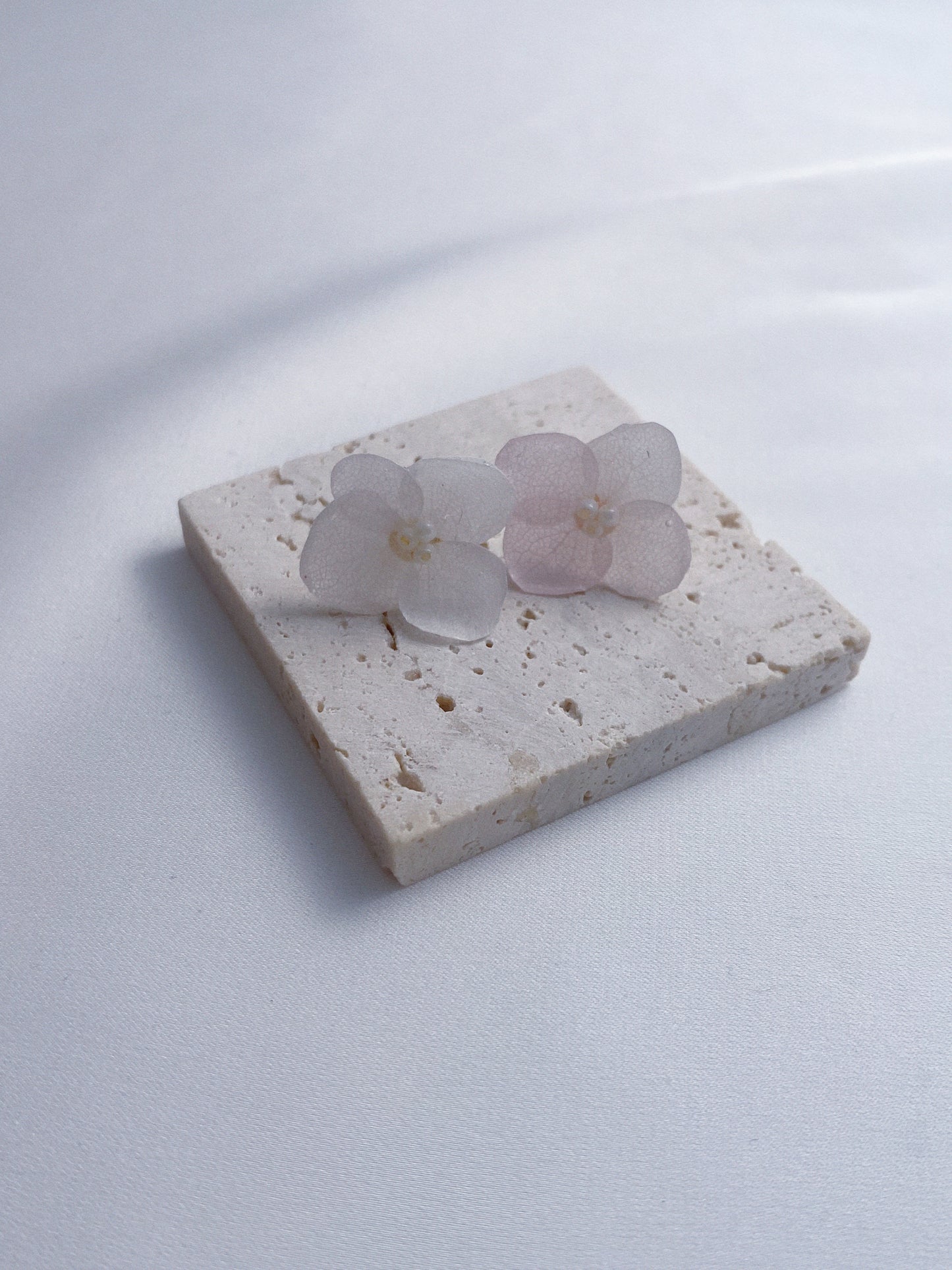 Hydrangea Harmony Studs