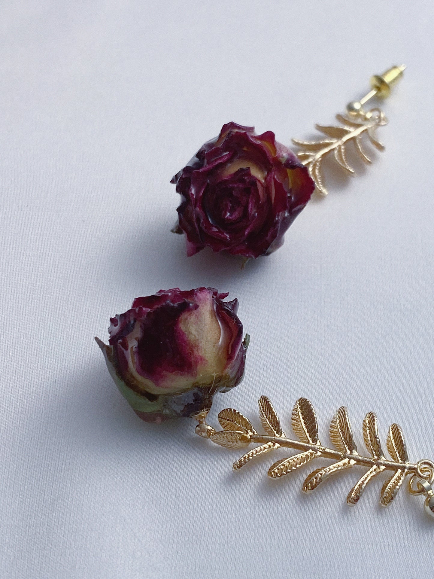 Gold Leaves Classic Rose Drop Dangle Earrings