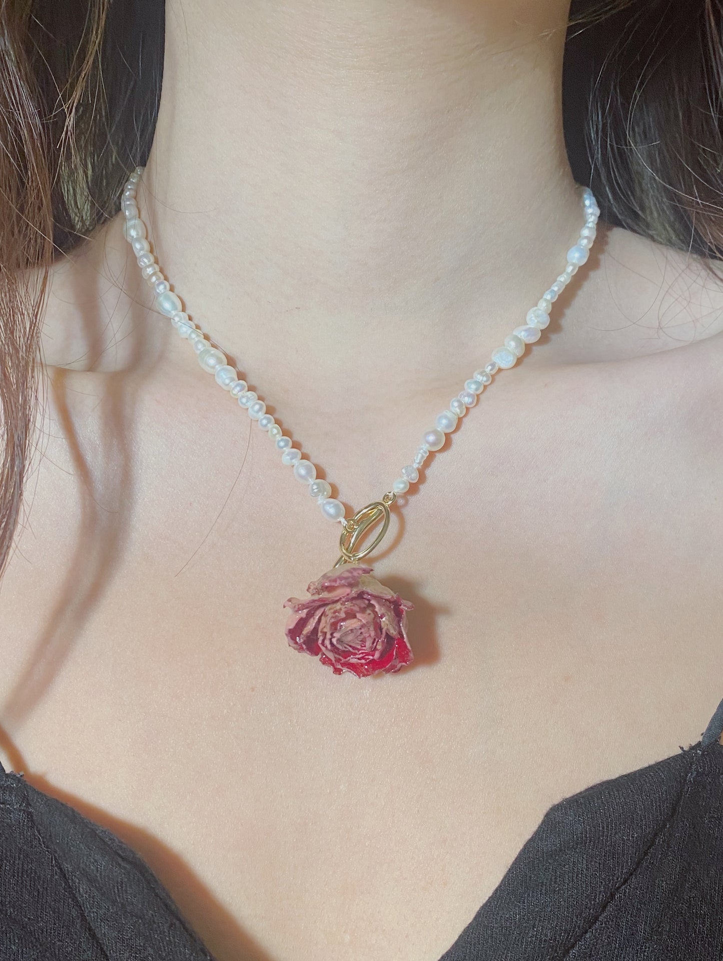 Blooming Rose Pearl Necklace