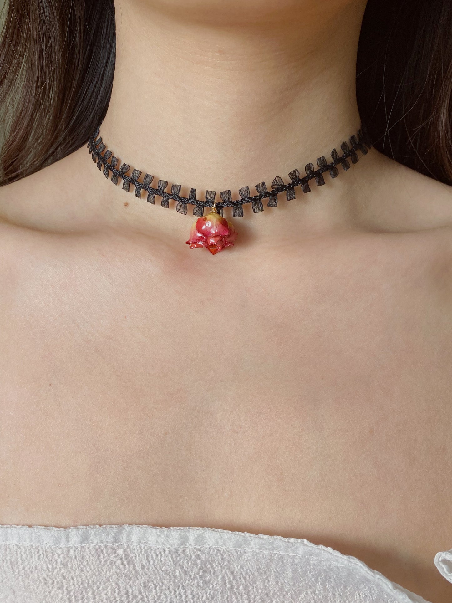 Liliana Lace Rose Choker