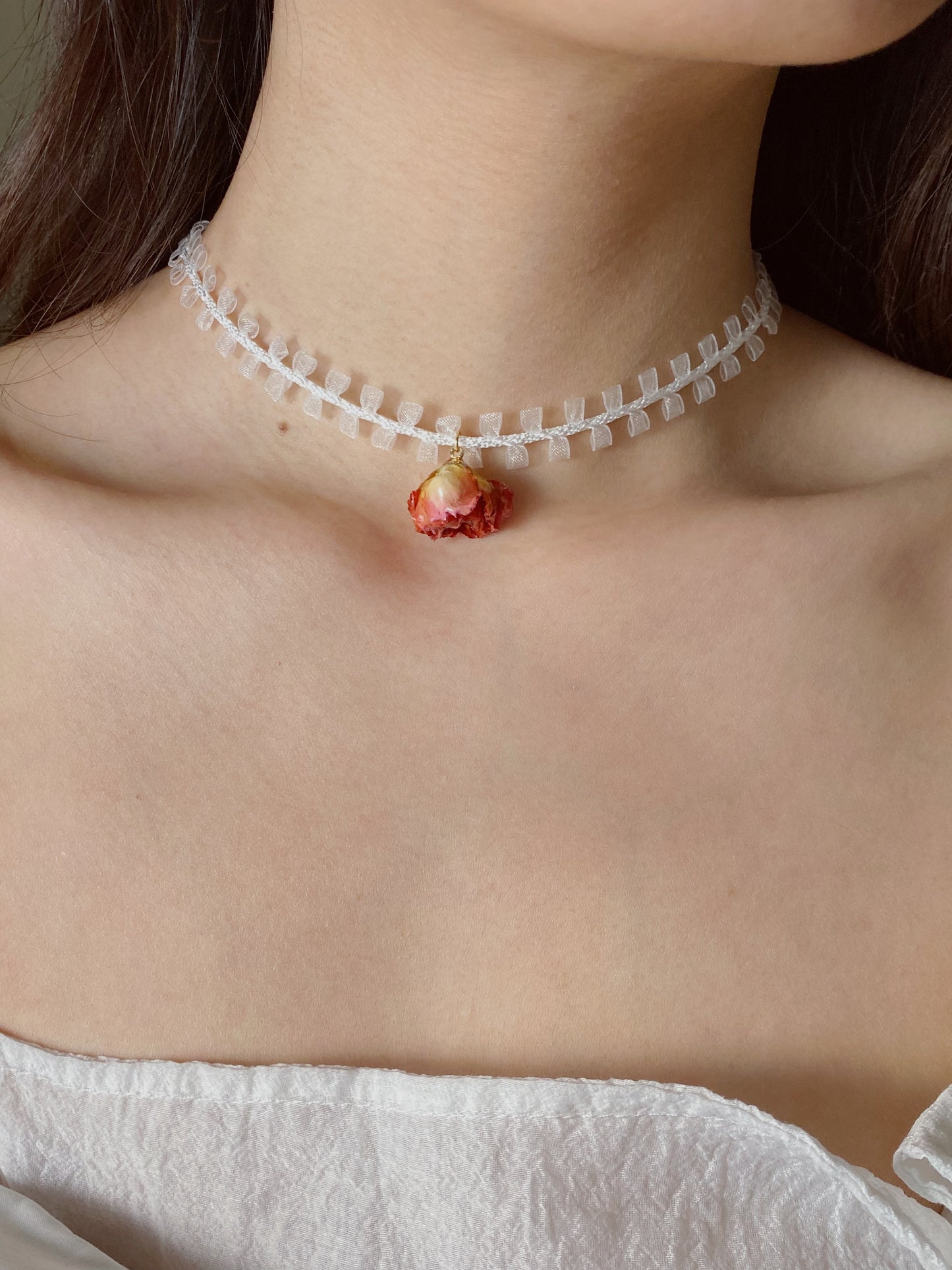 Liliana Lace Rose Choker