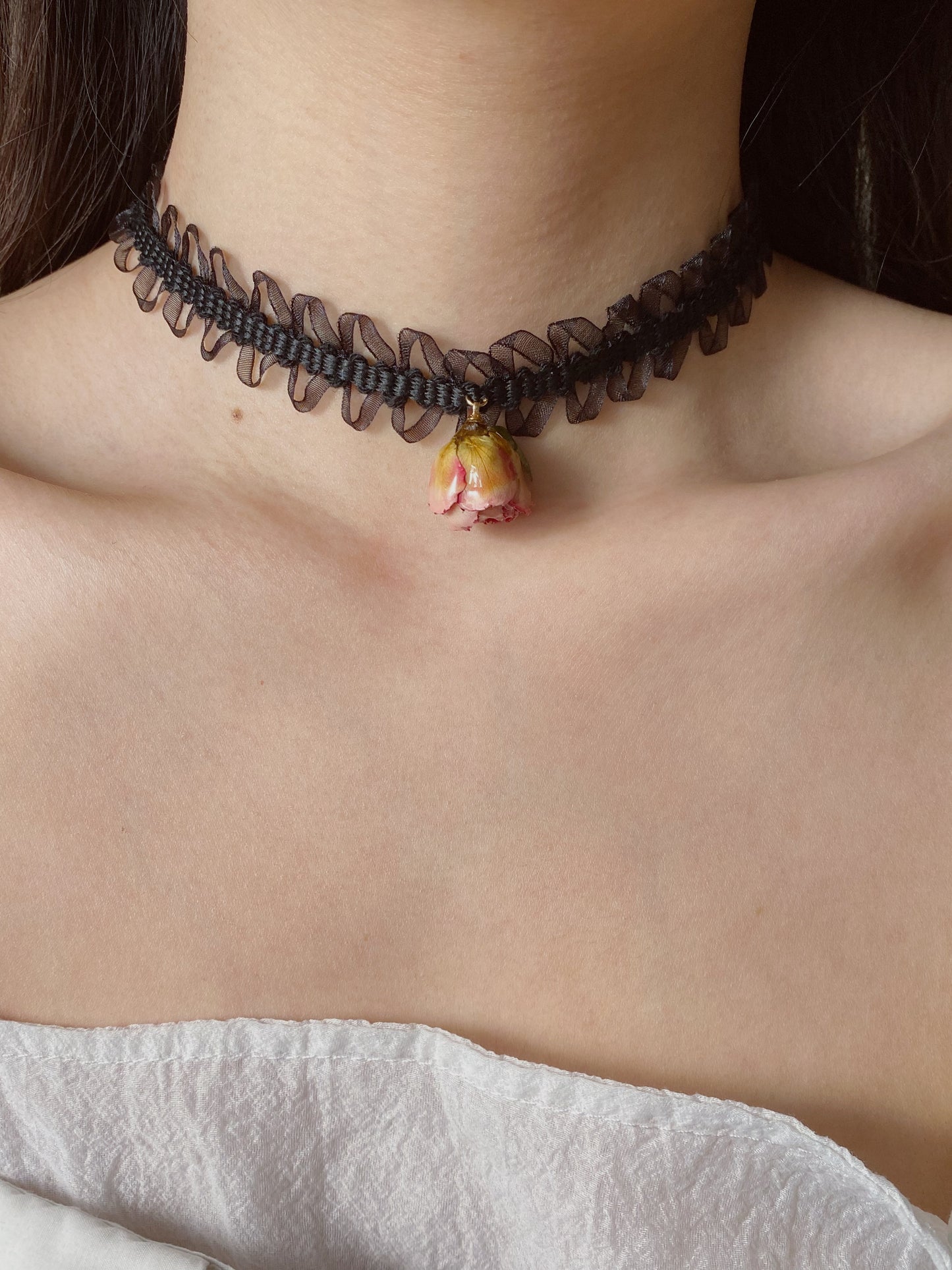 Bianca Ballerina Lace Rose Choker