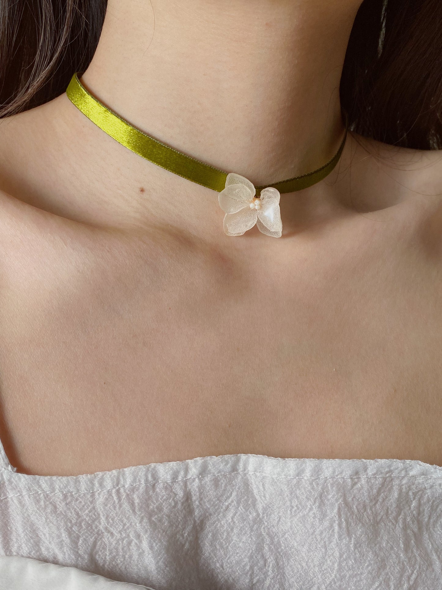 Olive Green Hydrangea Choker