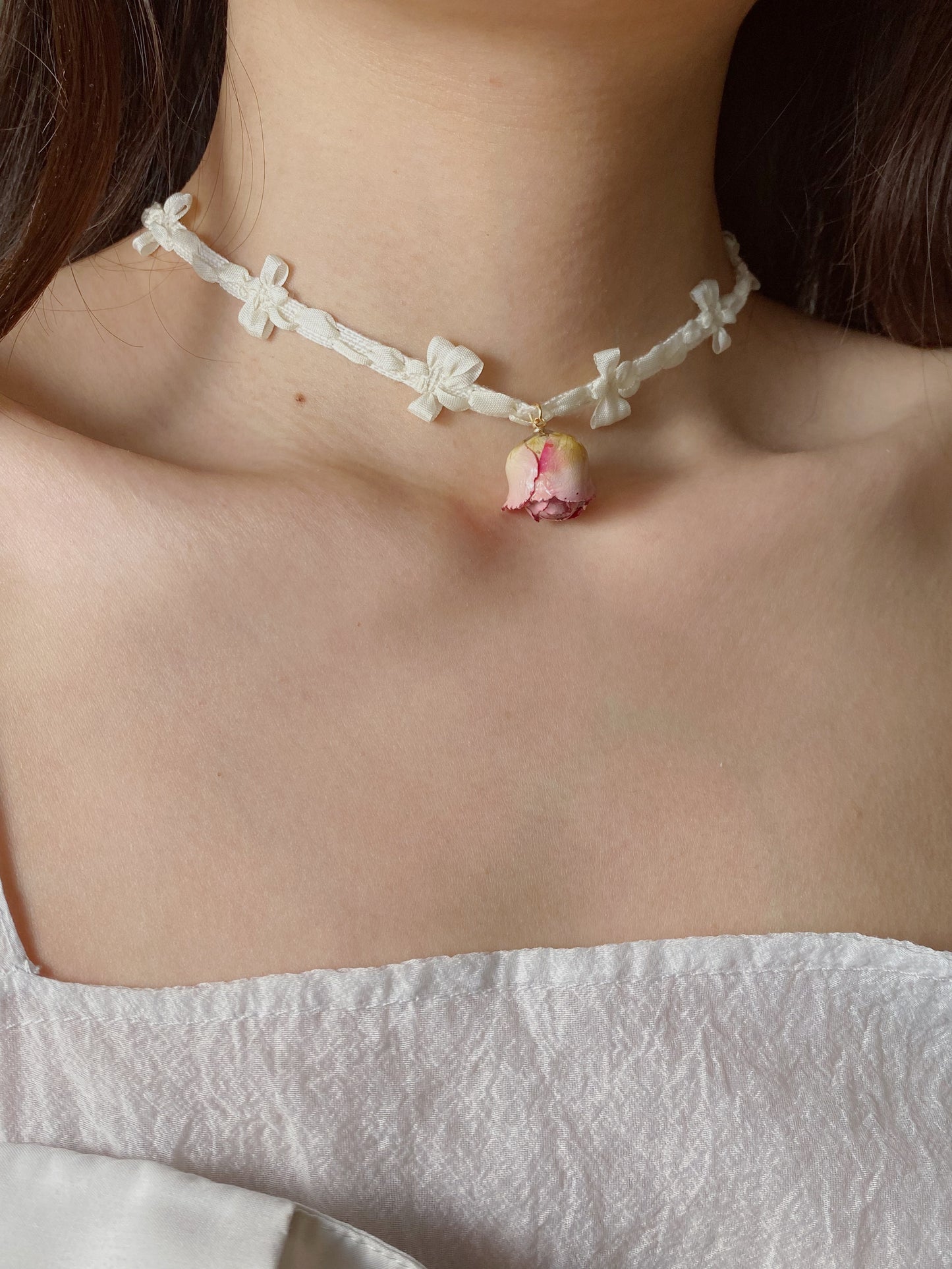 Elegant Rose Charm with Ribbon Bow Choker | White