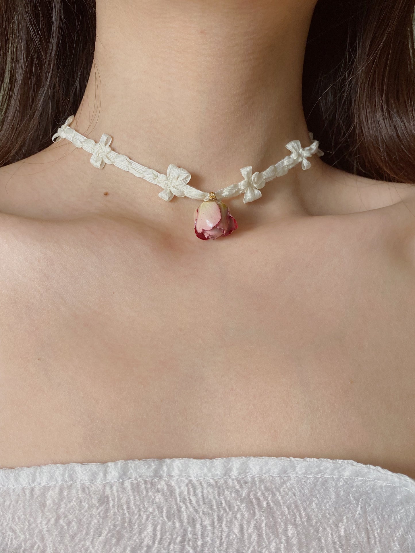 Elegant Rose Charm with Ribbon Bow Choker | White