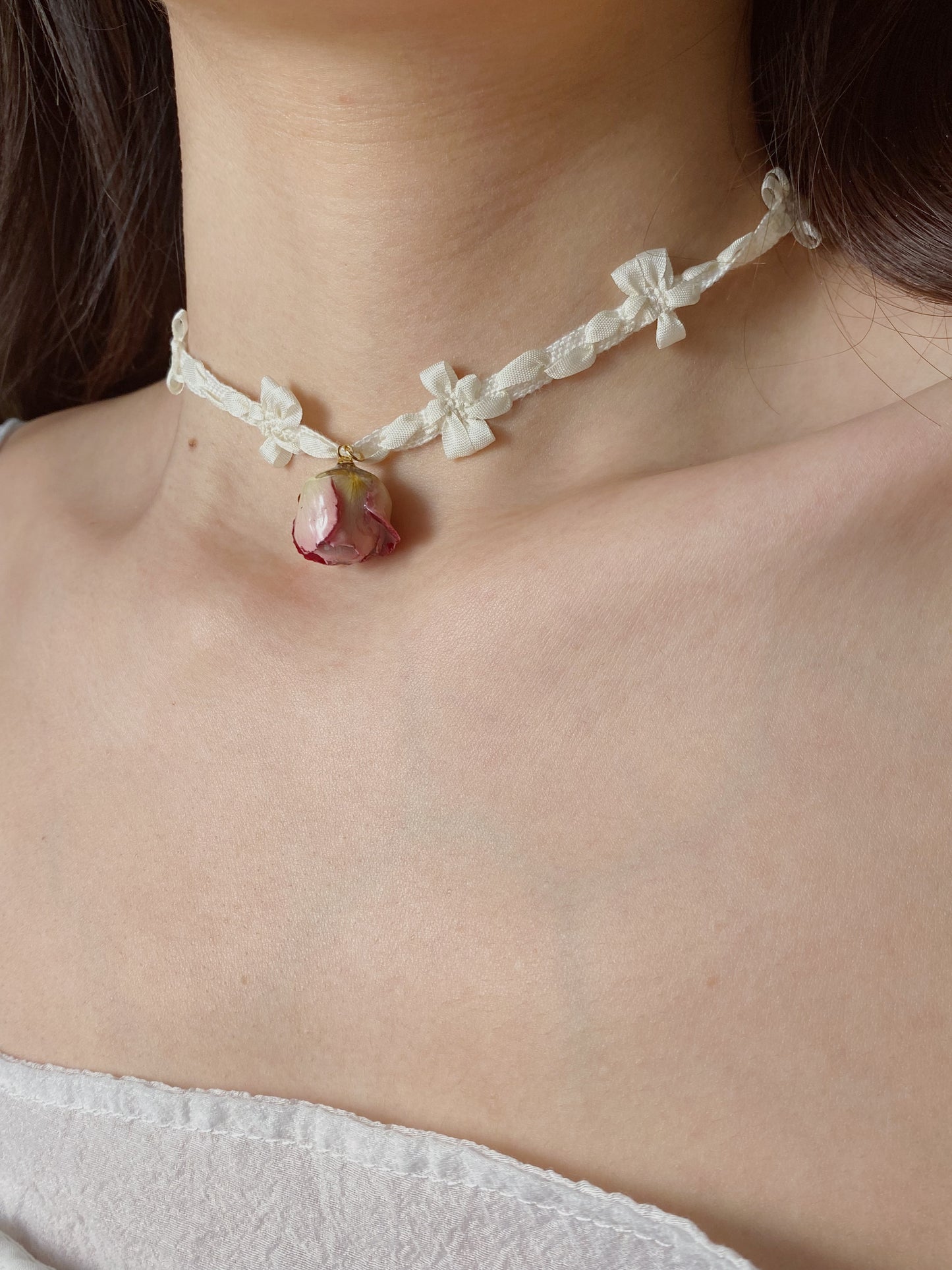 Elegant Rose Charm with Ribbon Bow Choker | White