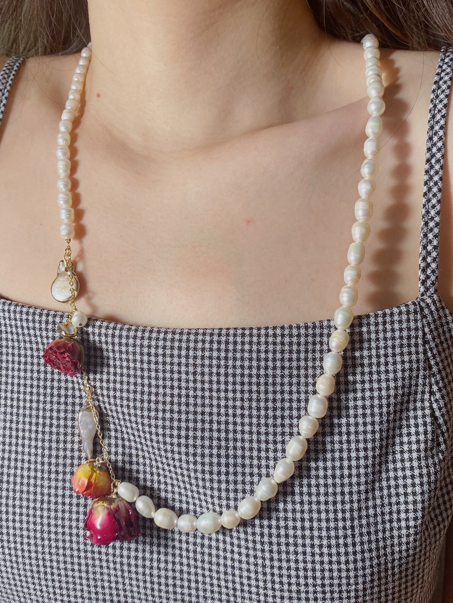 Eternal Rose Garden Pearl Necklace and Bracelet