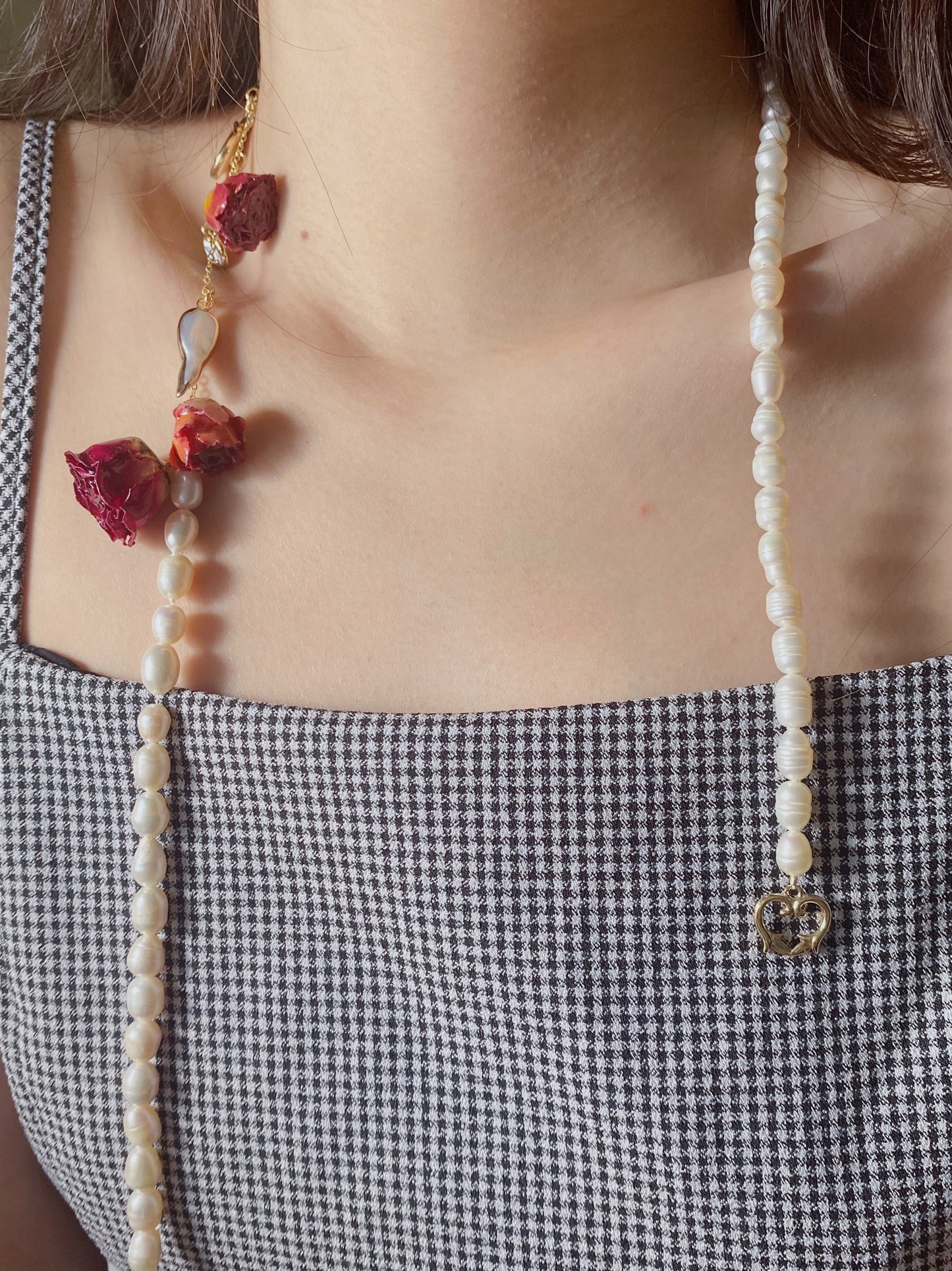 Eternal Rose Garden Pearl Necklace and Bracelet