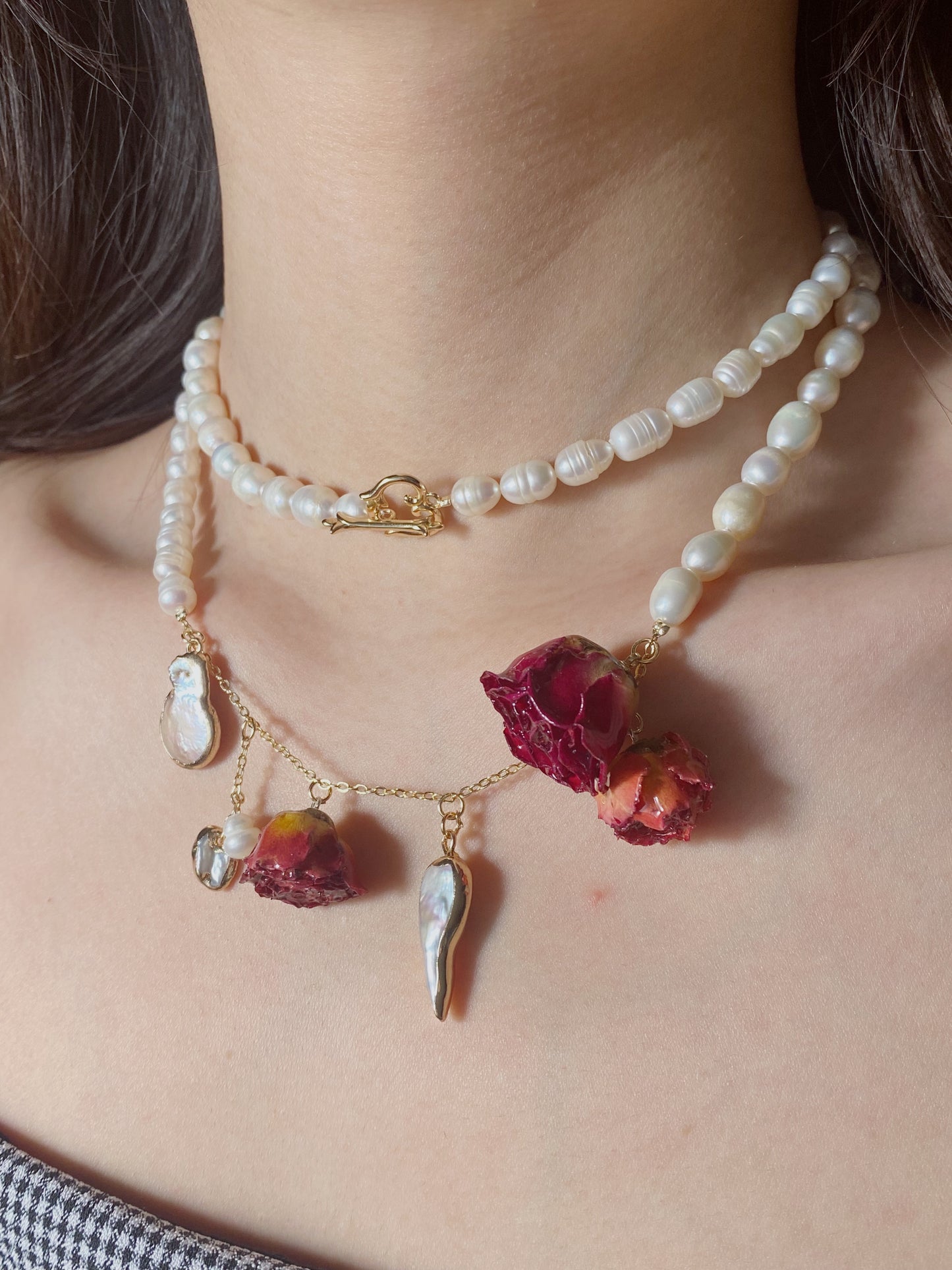 Eternal Rose Garden Pearl Necklace and Bracelet