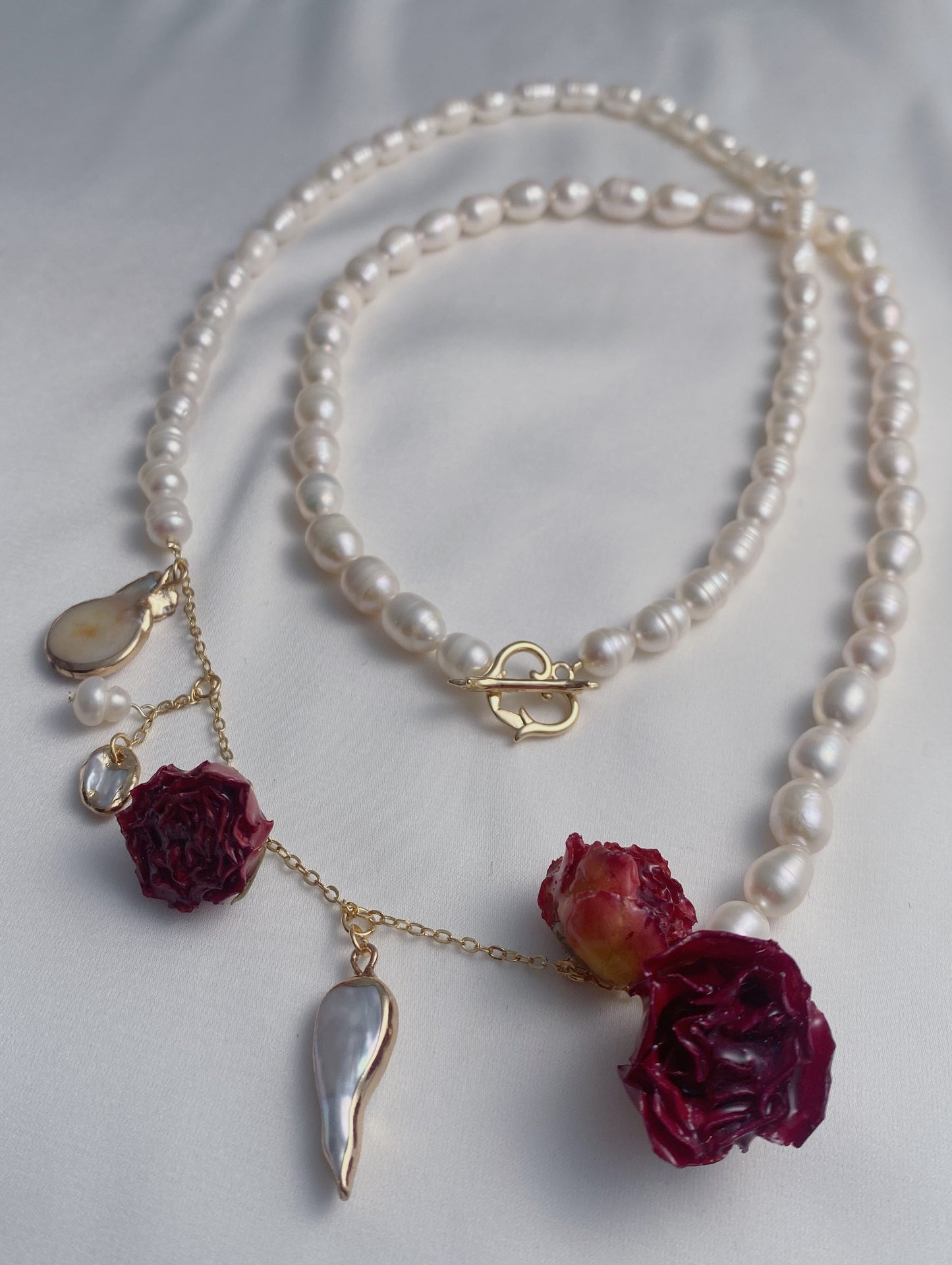 Eternal Rose Garden Pearl Necklace and Bracelet