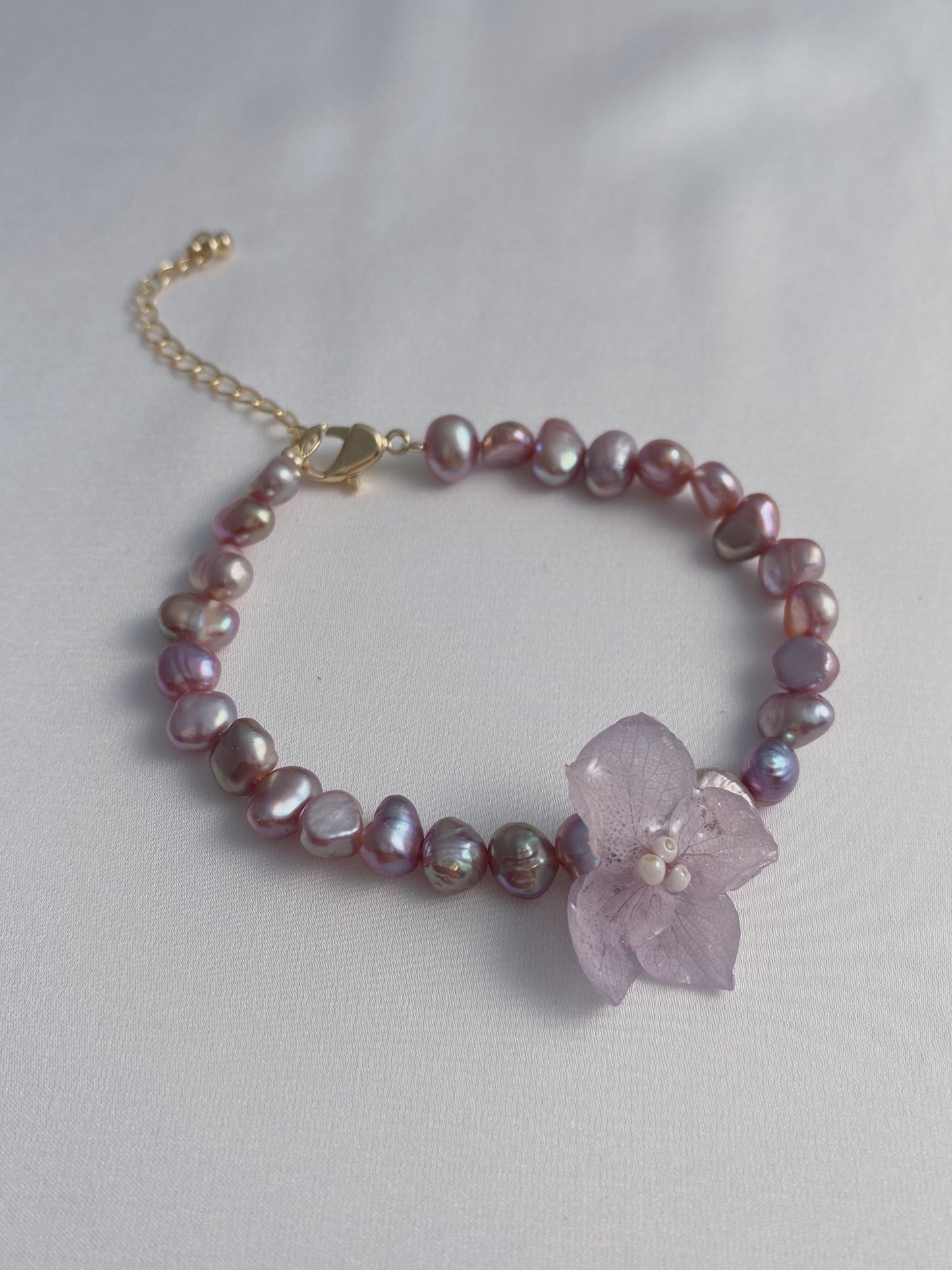 Real Hydrangea Lavender Freshwater Pearl Bracelet