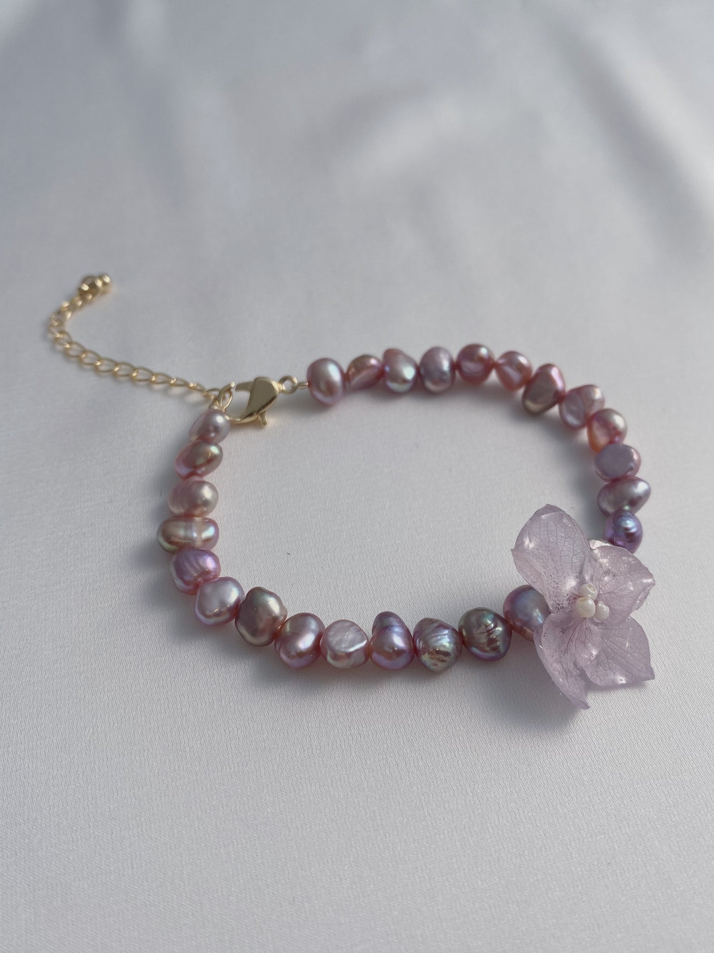 Real Hydrangea Lavender Freshwater Pearl Bracelet