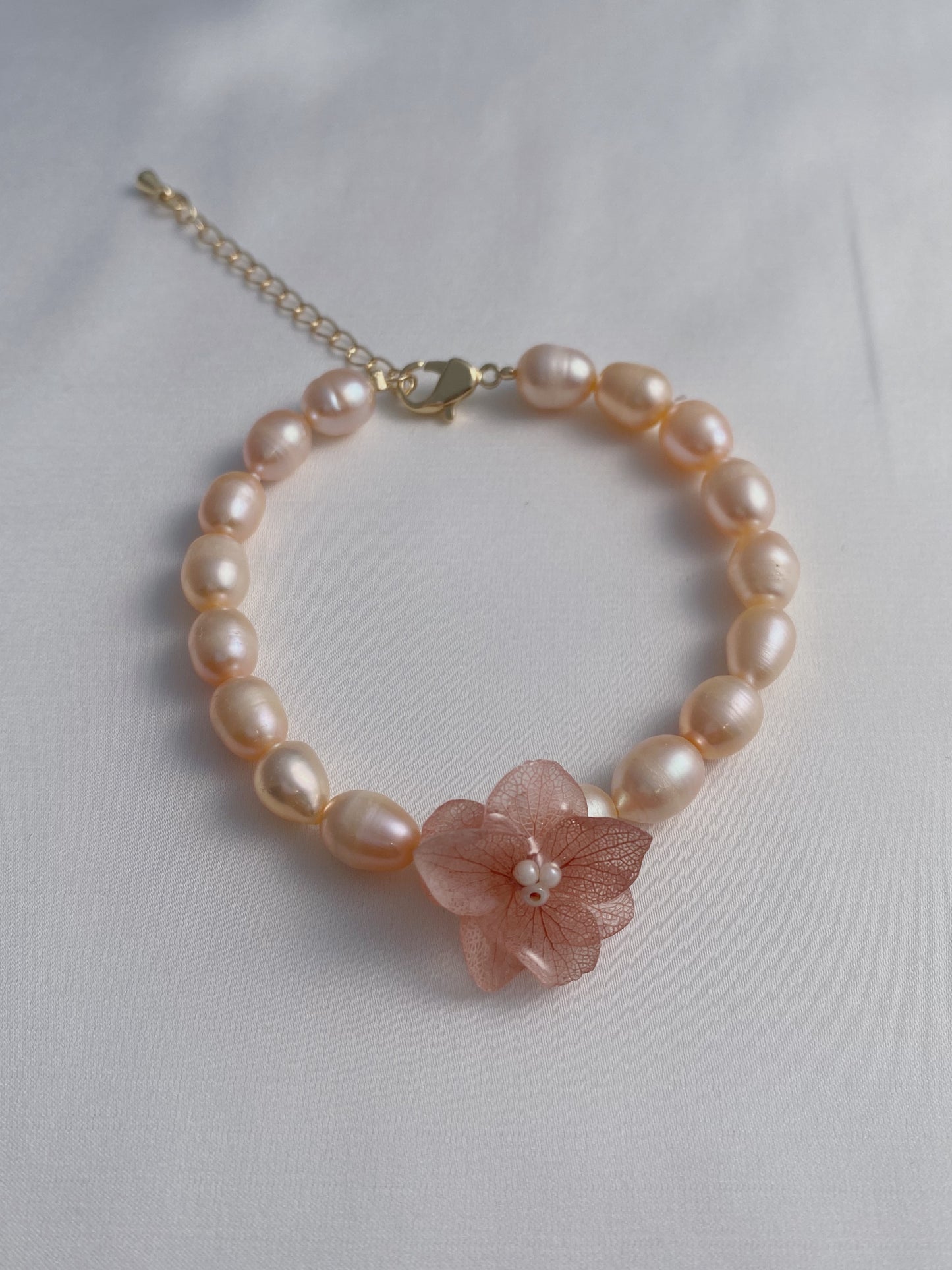 Real Hydrangea Pink Freshwater Pearl Bracelet