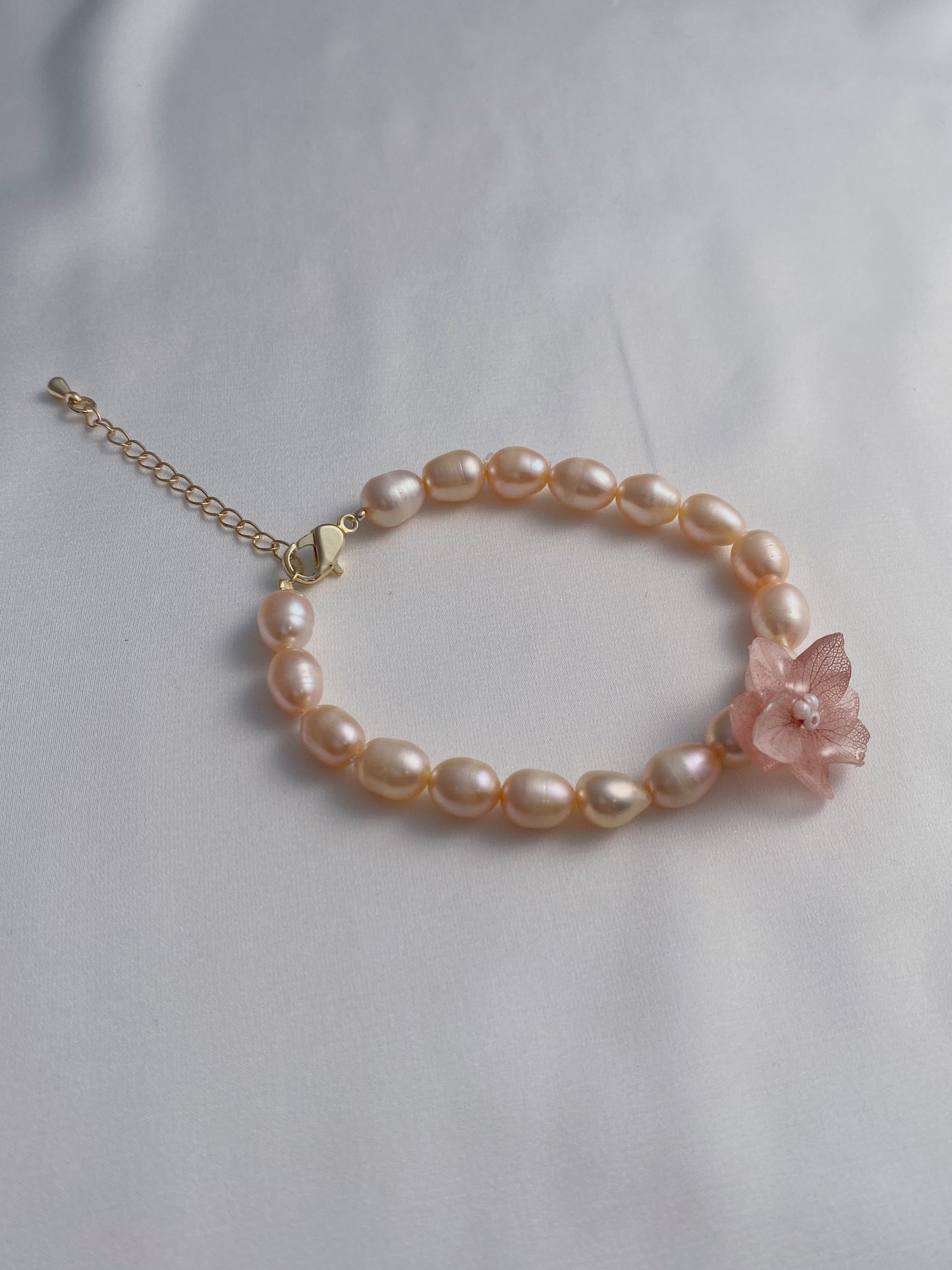 Real Hydrangea Pink Freshwater Pearl Bracelet